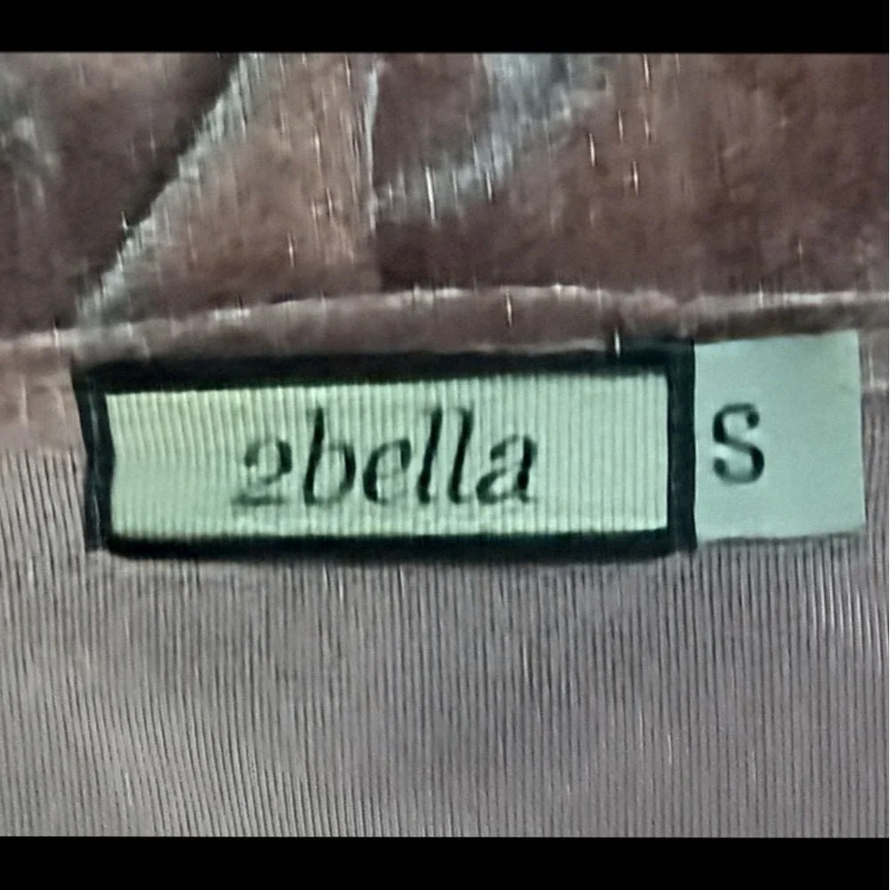 2Bella Boutique‎ girls velvet wrap around dress SKUK047